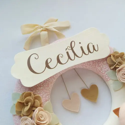 Guirlanda Porta de Maternidade Passarinhos Nude - Cecília