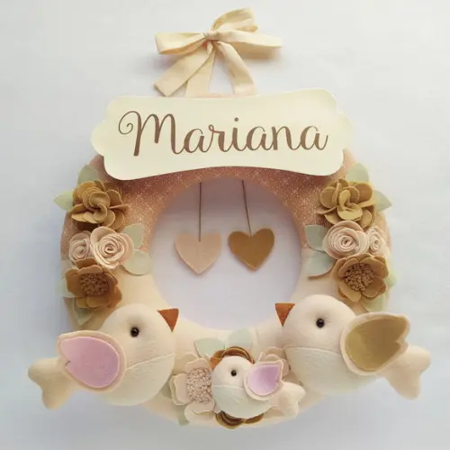 Guirlanda Porta de Maternidade Passarinhos Nude - Mariana