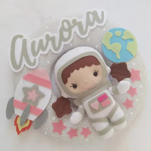 Guirlanda Porta Maternidade Astronauta e Foguete - Aurora