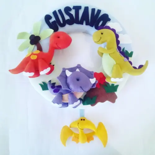 Guirlanda Porta Maternidade Dinossauros de Feltro - Gustavo