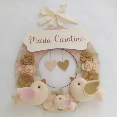 Guirlanda Porta Maternidade Passarinhos Nude Maria Carolina