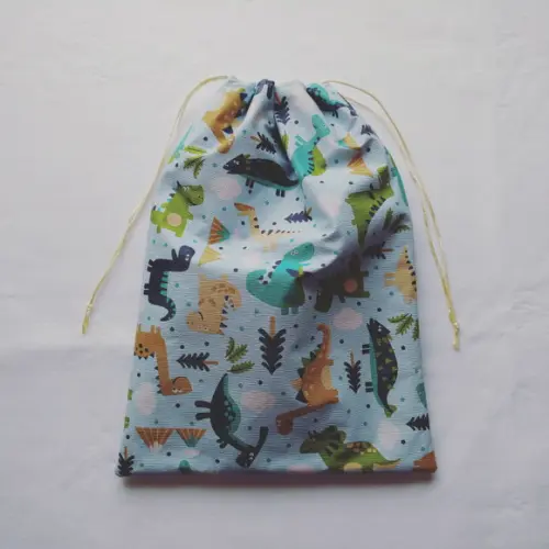 Kit Sacos Impermeáveis para Roupas 28x40 - Dinossauros