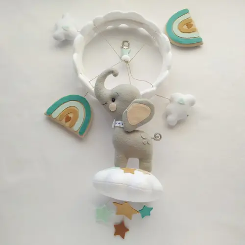 Móbile de Berço  Elefantinho nas Nuvens e Arco-íris Boho