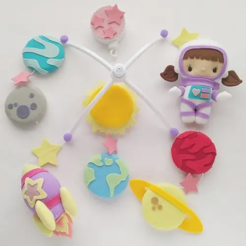 Móbile Musical e Giratório - Astronauta, Foguete e Planetas