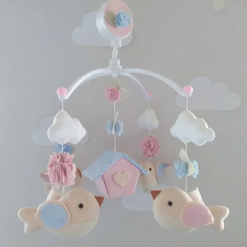 Móbile Musical Passarinhos, Nuvens e Casinha Azul e Rosa