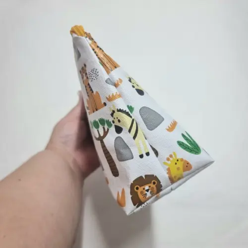 Necessaire Básica - Safari ou Selva