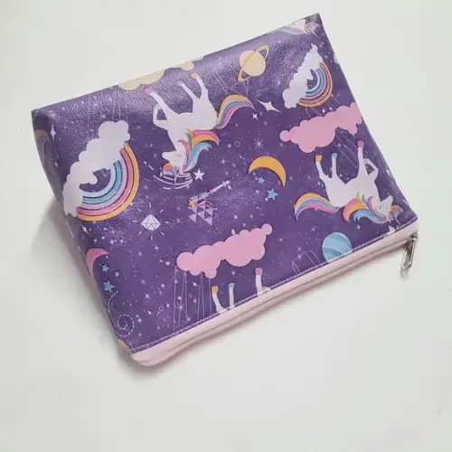 Necessaire Básica - Unicórnio Roxo