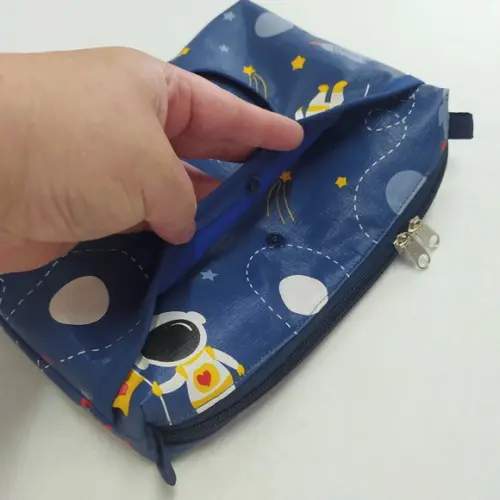 Necessaire Porta Fraldas e Lenço Umedecido - Astronauta