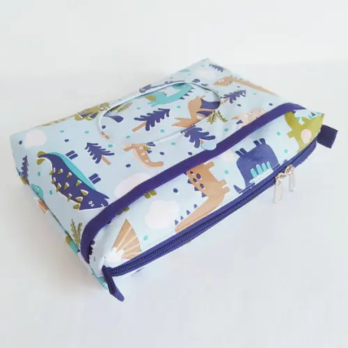 Necessaire Porta Fraldas e Lenço Umedecido - Dinossauros
