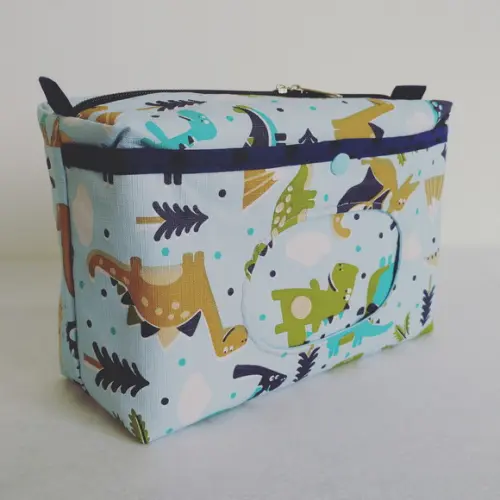Necessaire Porta Fraldas e Lenço Umedecido Plus - Dinos