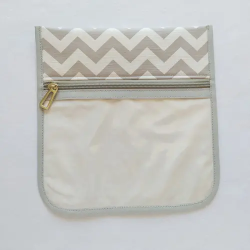 Porta Kit de Higiene - Chevron Cinza