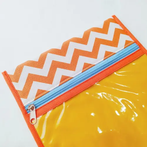 Porta Kit de Higiene - Chevron Laranja