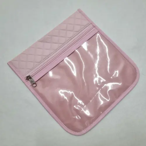 Porta Kit de Higiene - Matelassê Dijon Rosa Bebê