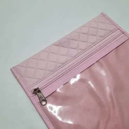 Porta Kit de Higiene - Matelassê Dijon Rosa Bebê