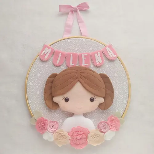 Quadro Bastidor Porta de Maternidade Menininha Princesa Léia
