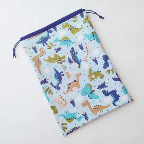 Saco Impermeável 28x40 + Necessaire Básica m - Dinossauros