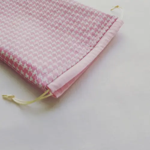 Saco Impermeável para Roupas 18x30 - Pied de Poule Rosa