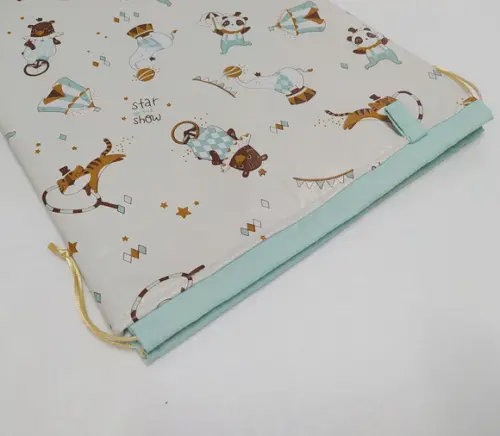 Saco Impermeável para Roupas 28x40 - Circo dos Animais Retrô