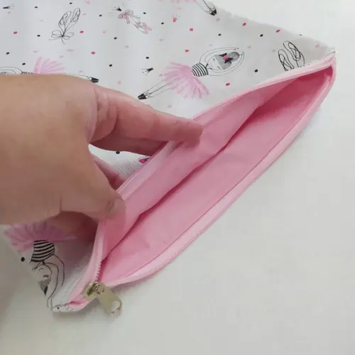 Saco Impermeável para Roupas 28x40 com Zíper - Bailarina