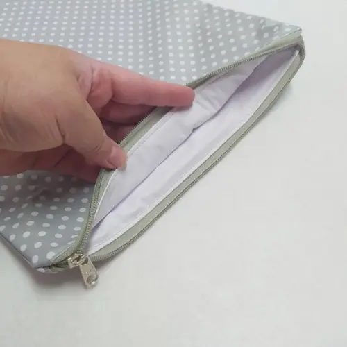 Saco Impermeável para Roupas 28x40 com Zíper - Cinza Poá
