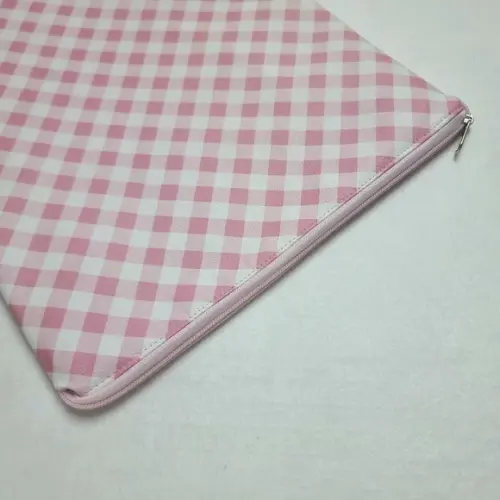 Saco Impermeável para Roupas 28x40 com Zíper - Xadrez Rosa