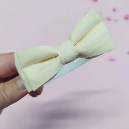 Tiara com Laço Borboleta Duplo Creme