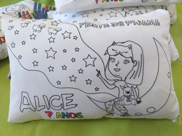 Almofada para COLORIR