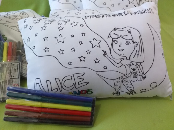 Almofada para COLORIR