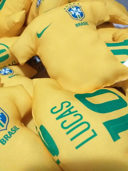 Almofadinha Formato Camisa de Futebol