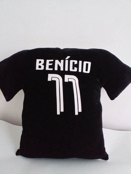 Almofadinha Formato Camisa de Futebol
