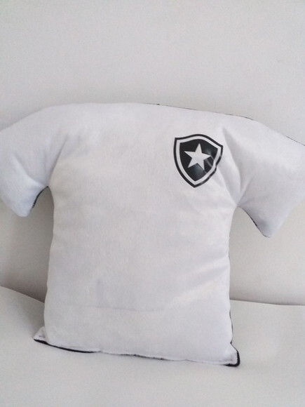 Almofadinha Formato Camisa de Futebol