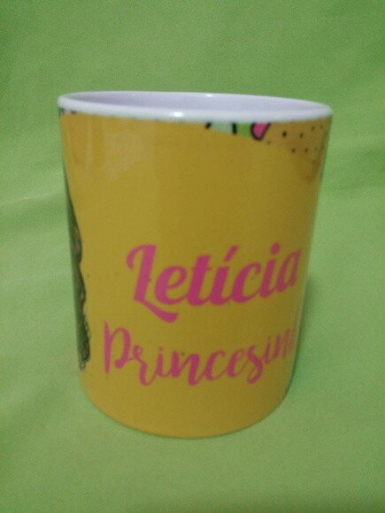 Caneca personalizada com caricatura