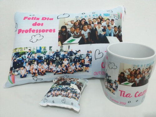 1 Kit Caneca Personalizada + Almofada 20x30 + Almochaveiro