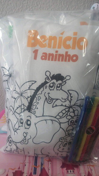 Almofada para COLORIR