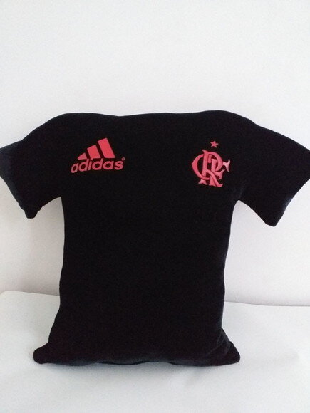Almofadinha Formato Camisa de Futebol