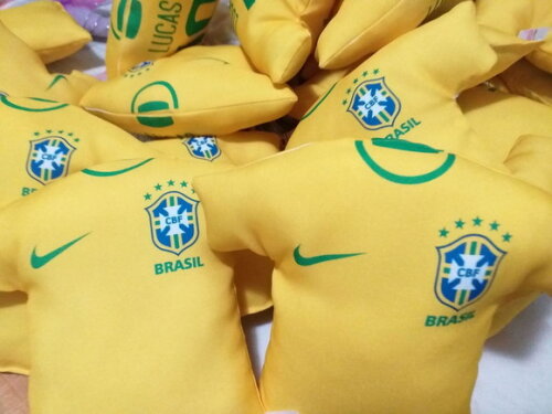 Almofadinha Formato Camisa de Futebol