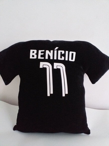 Almofadinha Formato Camisa de Futebol