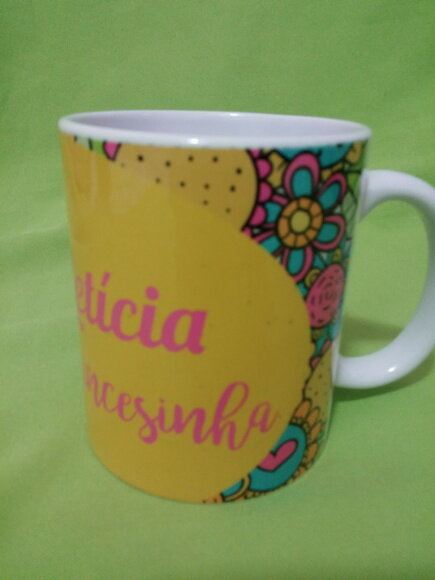 Caneca personalizada com caricatura