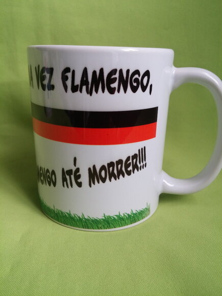 Caneca personalizada com caricatura
