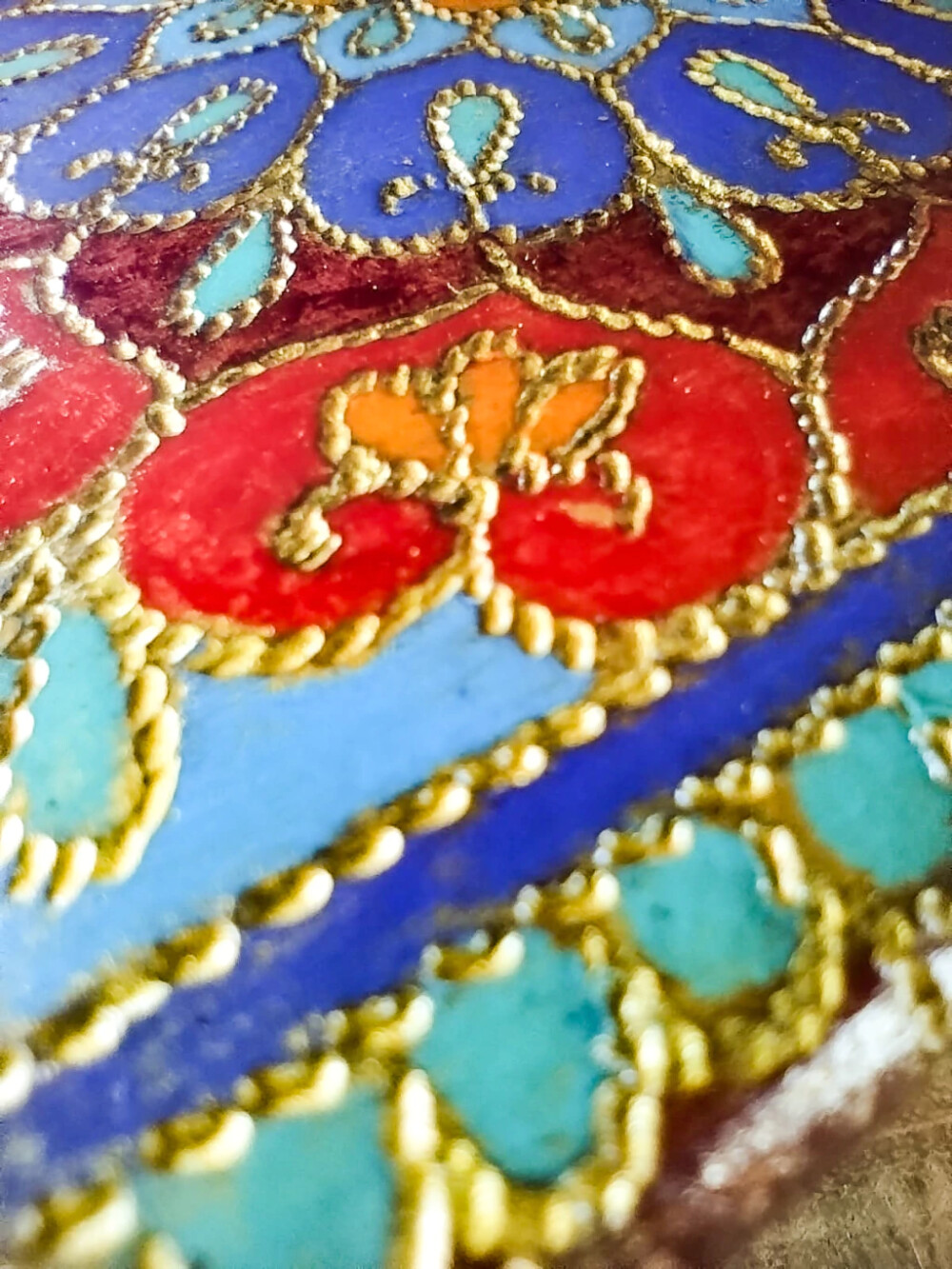 Caixa de Joias Artesanal flocada, pirogravada e pintada a mão