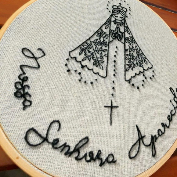 Quadro Decorativo Bordado à mão Nossa Senhora Aparecida