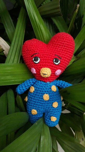 Amigurumi - Boneco Tata Taehyung Bts Bt21