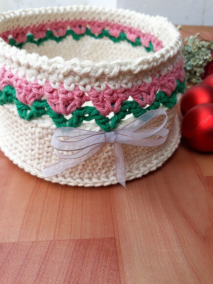 Cesta de Pão / Porta Panetone em Crochê - Modelo Tulipa