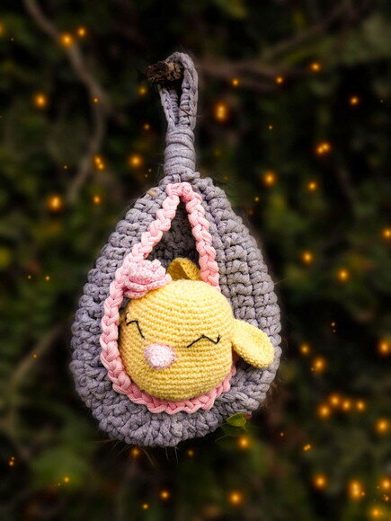 Passarinho Amigurumi no Ninho - Porta Maternidade Matilde