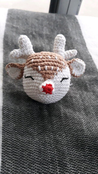 Pingente Enfeite Natalino Bolinha de Natal Rena Uli