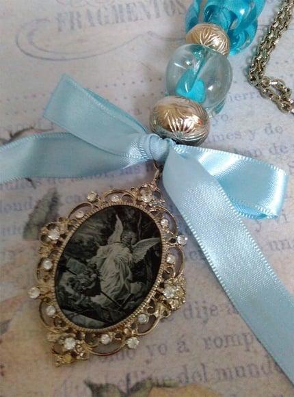 Medalhão Anjo da Guarda Imagem Azul Claro