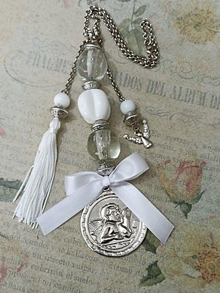 Medalhão de Berço Anjo da Guarda Pensador com Oração