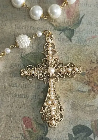 Terço de Noiva Perola Creme com Imagem de Santo Personalizada