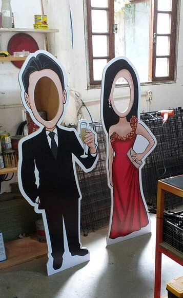 Display de Chão Totem Caricatura Casamento Noivos + Padrinho