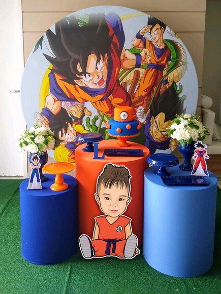Display Totem Caricatura Aniversário Goku Dragon Ball